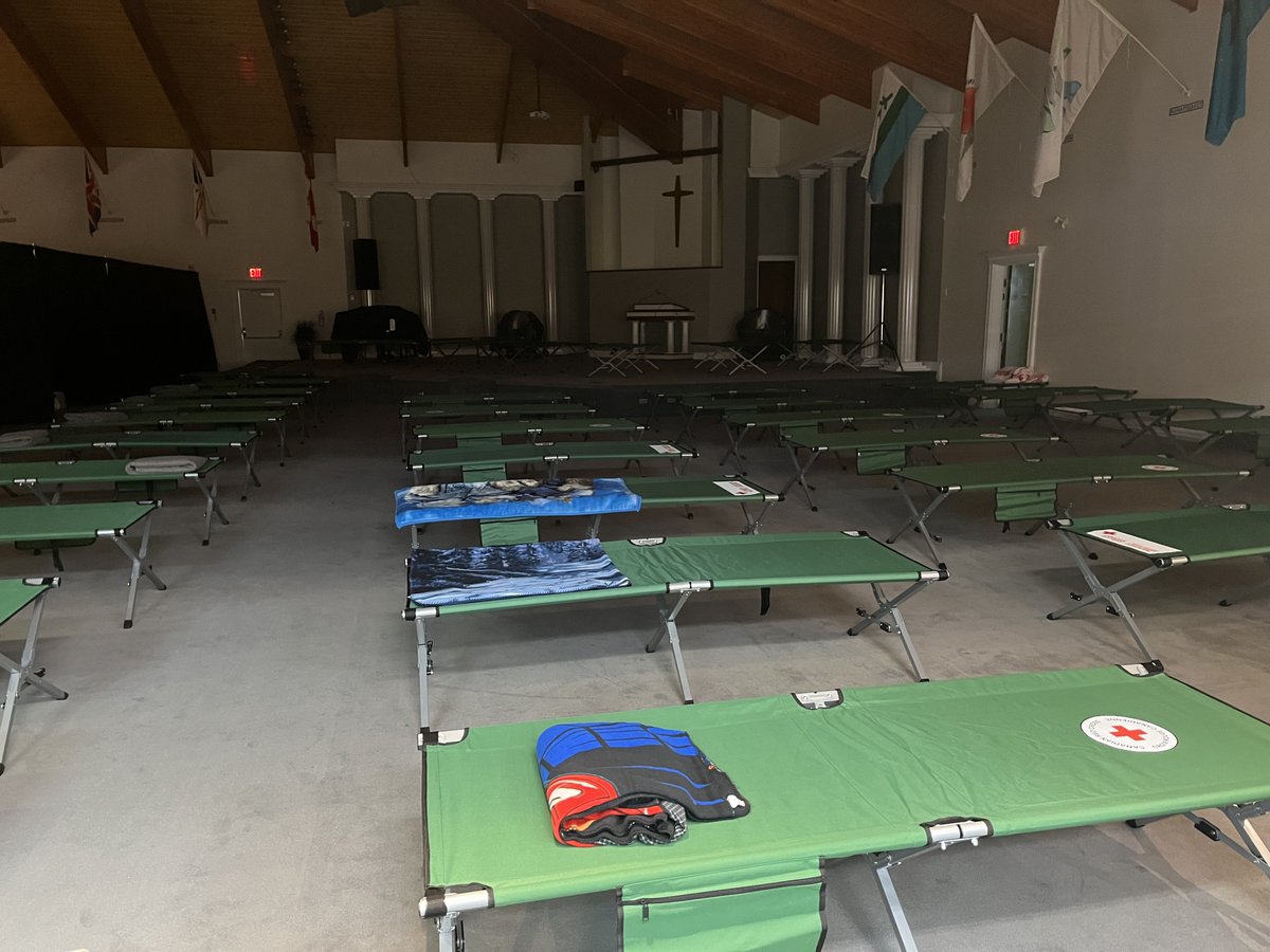 FureyAndrew's tweet photo. Thank you to the emergency response teams who are battling the wildfire in Labrador West and assisting those who are displaced. Your efforts are tremendous. We are also grateful for the support of our friends from Quebec and New Brunswick, as we continue the fight from the air. https://t.co/IjpFsqx8oh