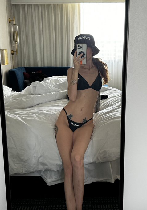 Me and my twin bout to go skinny dip 🏊&zwj;♂️   @Bang_Twts https://t.co/6JINbOytTe<a class="tags" href="/tag/bang_twts">@bang_twts</a><a href="/tag/noregrets"class="tags"><span>#noregrets</span></a>