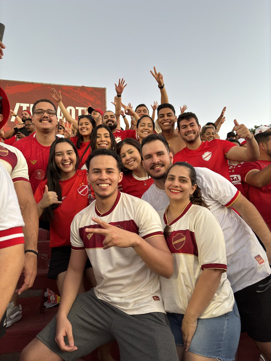 brunomib's tweet photo. Colorados da UFG Na campanha para o Puskas do Henrique Almeida 
+3 https://t.co/Gf5KSBxWWw