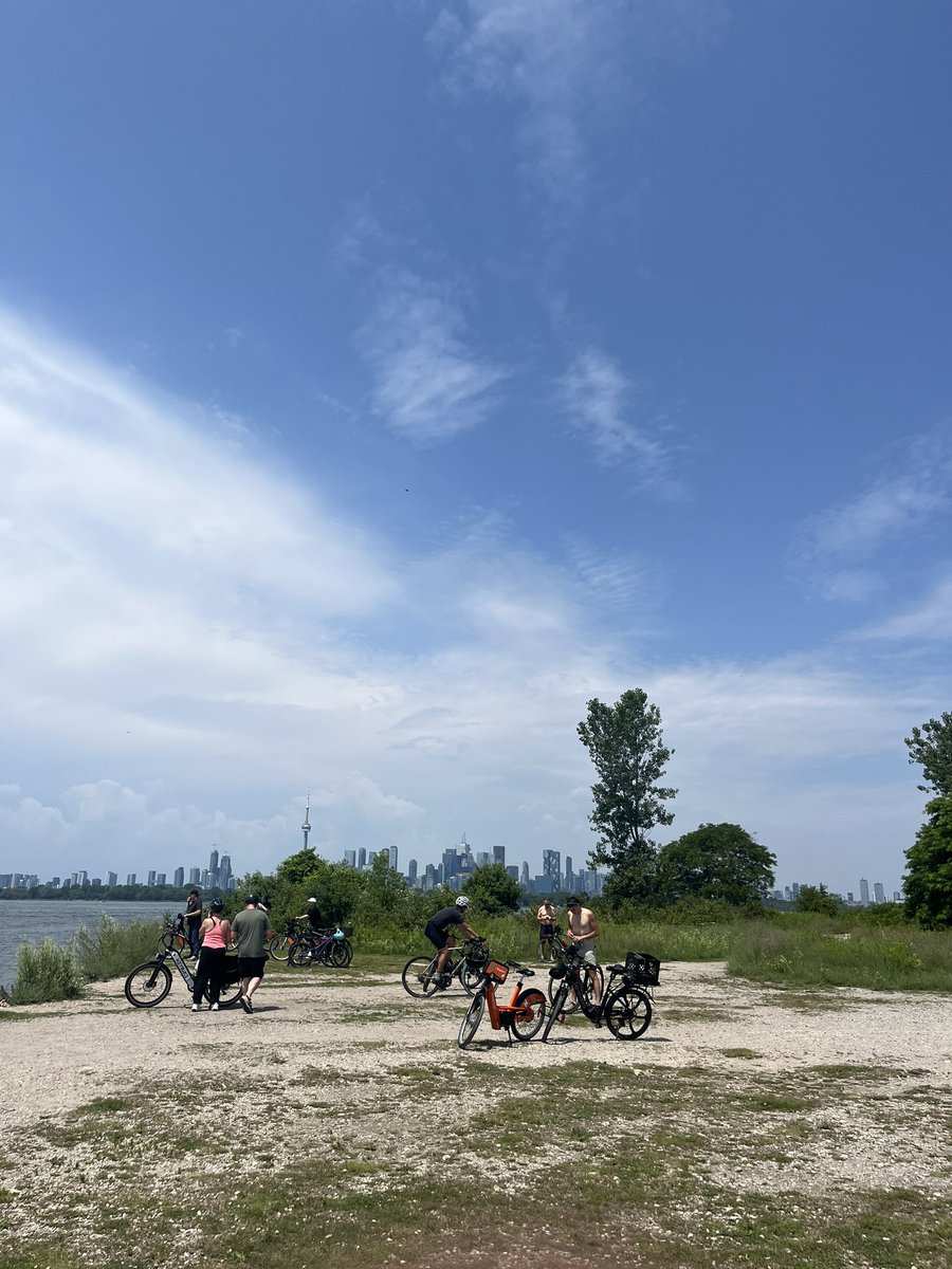 trainguy89's tweet photo. Finally got to visit Tommy Thompson Park and it’s truly incredible. https://t.co/O0Mm9dER2a