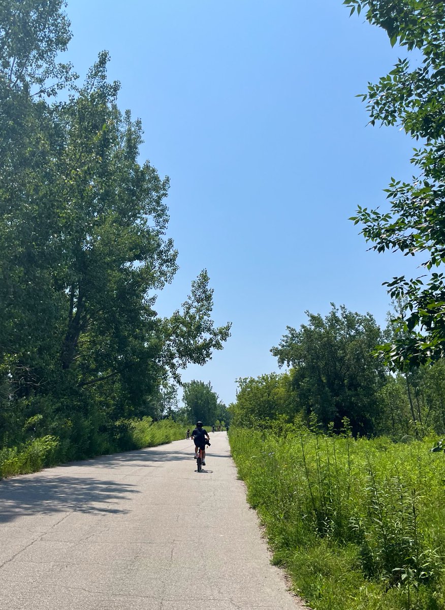 trainguy89's tweet photo. Finally got to visit Tommy Thompson Park and it’s truly incredible. https://t.co/O0Mm9dER2a