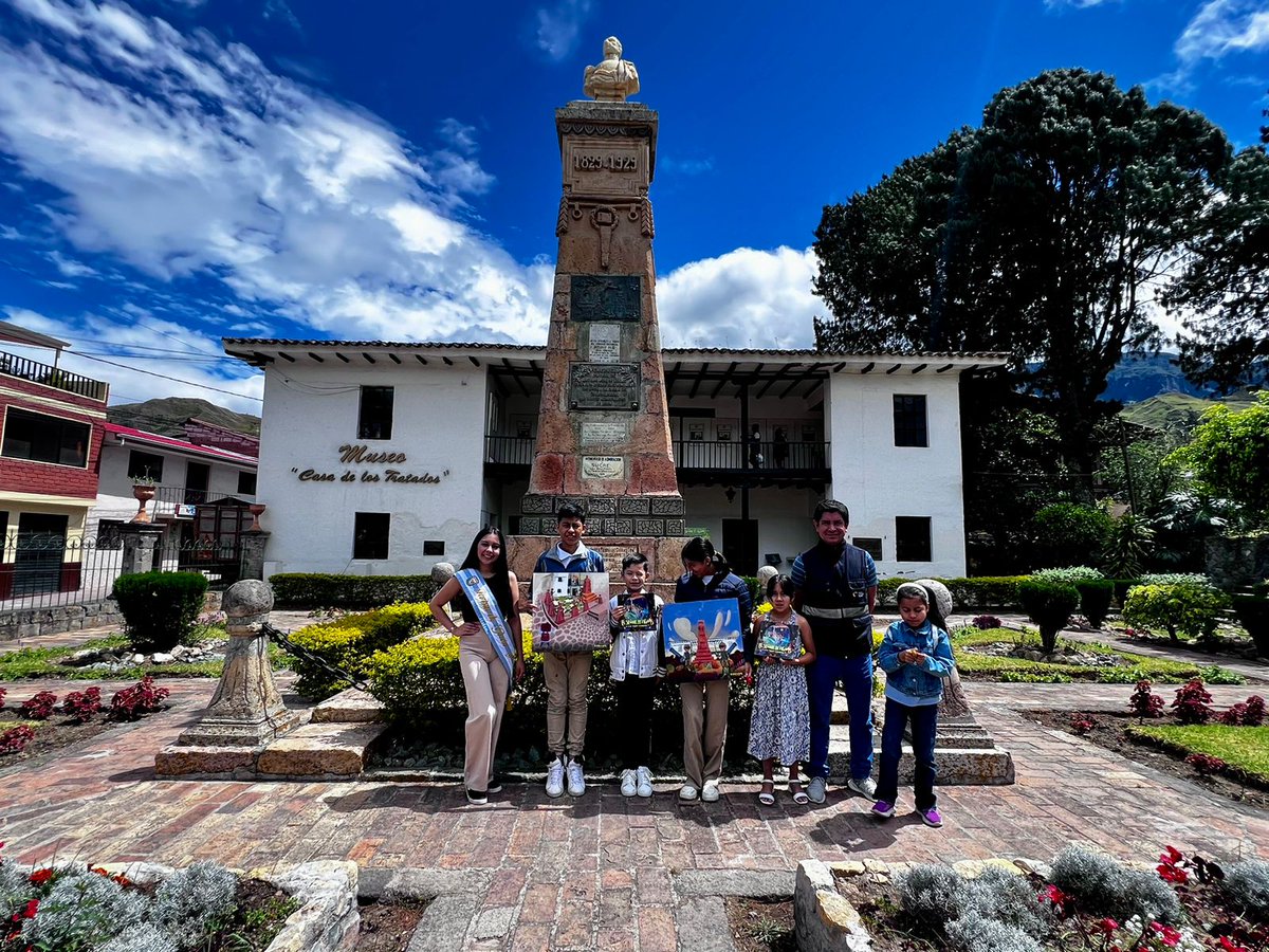 MuseosDefensaEC's tweet photo. 📖 La lectura es el viaje que nos lleva a descubrir mundos nuevos.

🏛️ En el Museo #CasaDeLosTratados junto a Viviana Patiño, reina de Girón, vivimos un espacio enriquecedor. 📚

👧🏻👦🏻Niñas y niños disfrutaron del cuento "El Señor de las Aguas y el tesoro escondido". https://t.co/JbrUvufcD6