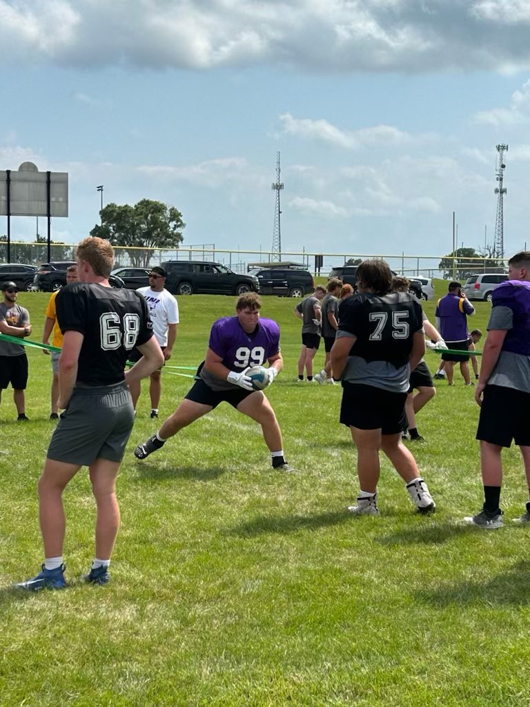 Hunter Gale tweet media