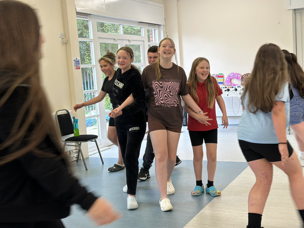 Fifth Avenue CC tweet media