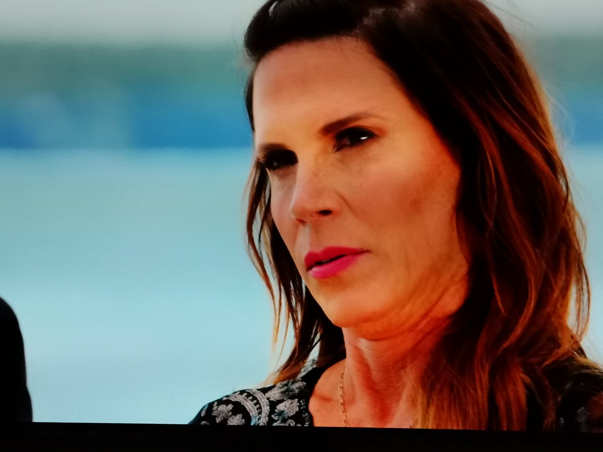 So David is the kind of guy that is good on paper but isn't a good guy to be in a relationship with. #milfmanor #milfmanor2