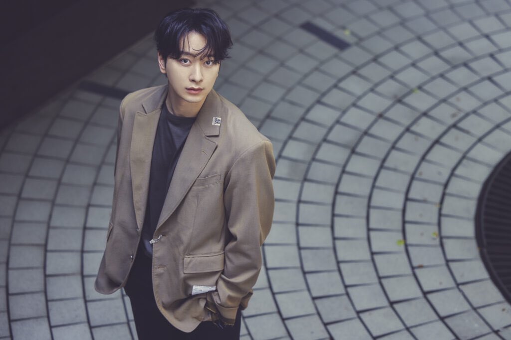 여름이었다……. 

#황찬성