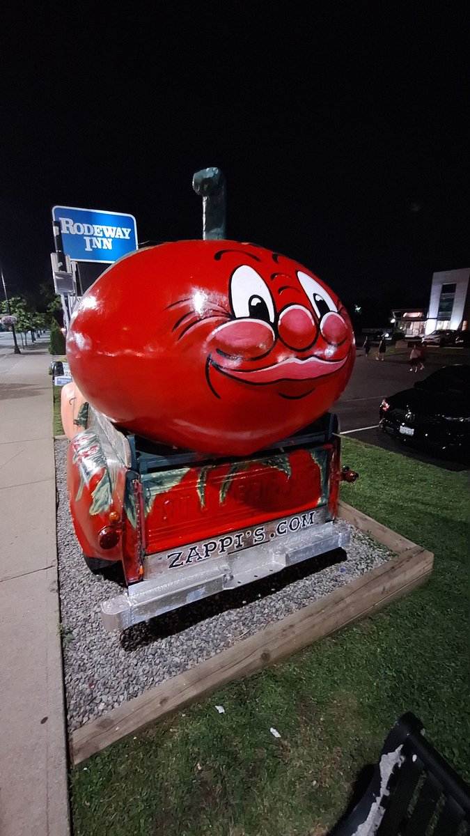 tisipedal_'s tweet photo. they done did tomato man dirty💀😭 https://t.co/jW1ArcX5hv