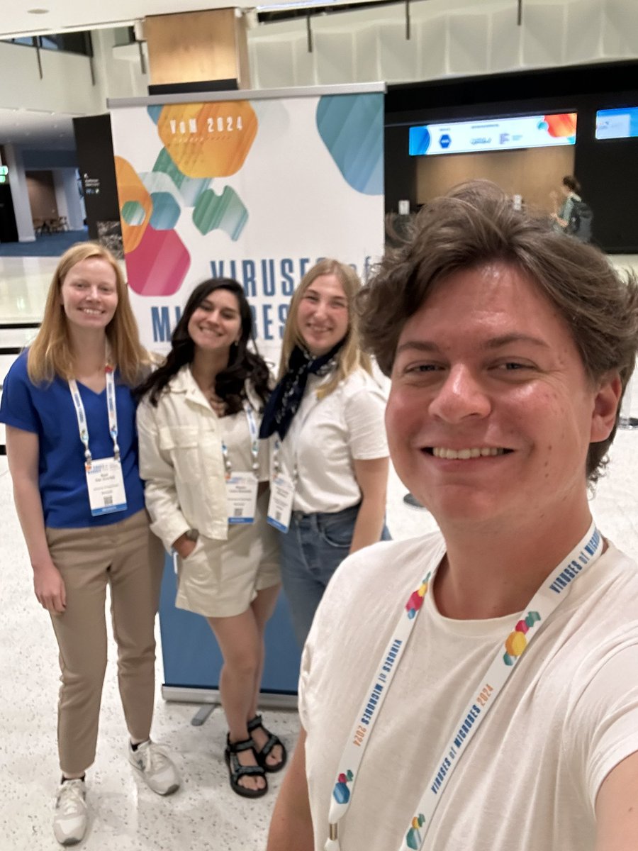 Jack Abrahamsson (@jackabrahamsson) on Twitter photo The four of us, Freja and Jack from <a href="/IngmerLab/">Ingmer Lab</a> and PhD student Saar Van Overfelt and postdoc Rayén León Quezada <a href="/rayenleonq/">Rayen Leon Quezada</a> from the <a href="/phagebioUCPH/">PHAGEBio</a> group kicked off the conference Viruses of Microbes 2024 #VoM2024 <a href="/VoM_2024/">Viruses of Microbes 2024</a> #VoM2024PhotoChallenge The four of us, Freja and Jack from <a href="/IngmerLab/">Ingmer Lab</a> and PhD student Saar Van Overfelt and postdoc Rayén León Quezada <a href="/rayenleonq/">Rayen Leon Quezada</a> from the <a href="/phagebioUCPH/">PHAGEBio</a> group kicked off the conference Viruses of Microbes 2024 #VoM2024 <a href="/VoM_2024/">Viruses of Microbes 2024</a> #VoM2024PhotoChallenge