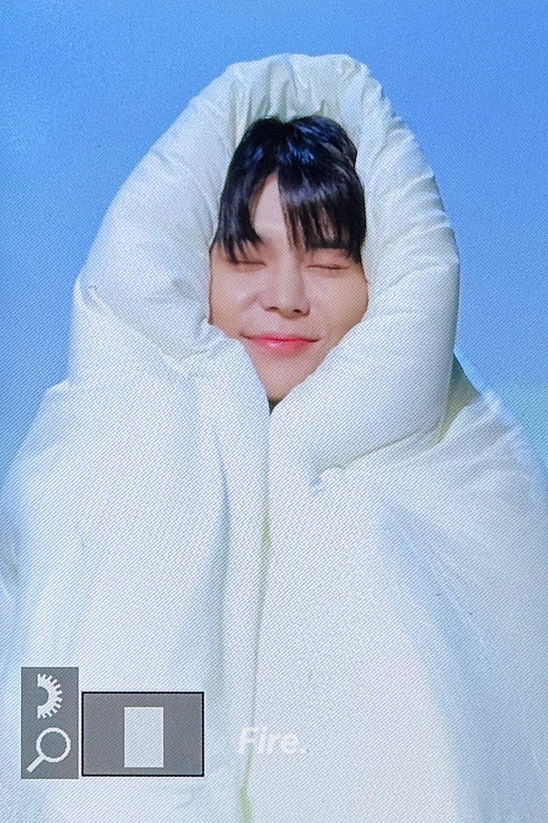 240714
물만듀🥟🥟🥟🥟
#블리처스 #BLITZERS
#진화 #JINHWA #시간이지나도찌나