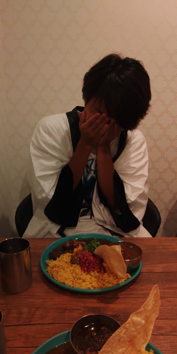 XJWhJIRIJ5y8r8U's tweet photo. アリス君が帰る前に皆でスパイスカレー屋さん！ https://t.co/CTz0bjHe5r