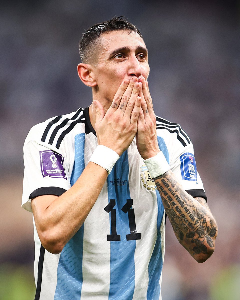 UO: Di Maria aún está entero para seguir jugando en la selección. El que deberia retirarse es cierto hormonado consentido por la FIFA