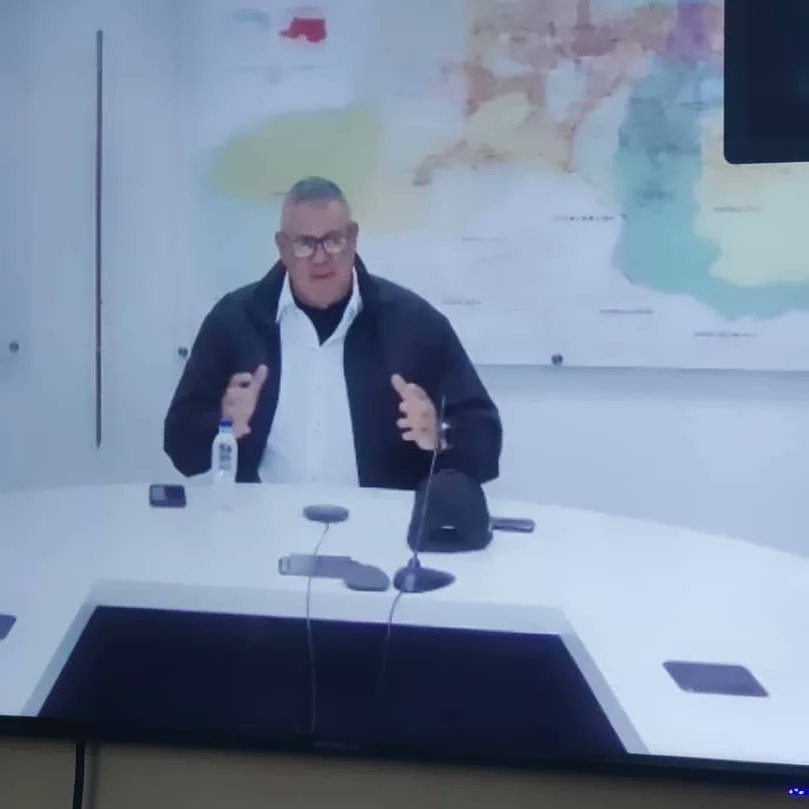 CNAEC11's tweet photo. Hoy equipo CNAE y FFB estuvieron presentes en Video Conferencia con Presidente @nicolasmaduro y Ministro @lealtelleria afinando detalles en la participación de la gran fiesta electoral este próximo 28J.

#LaEsperanzaEstaEnLaCalle💛💙❤💯

Victoria Segura https://t.co/PhvdMyALwb
