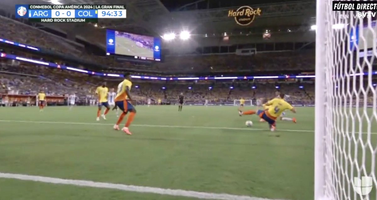 finanzacontable's tweet photo. Se pierde gran oportunidad 🇺🇾
Se juega 1er Tiempo Extra 97’
Final #CopaAmerica2024
Argentina 🇦🇷 0 🆚 0 🇨🇴Colombia
#LaAlbiceleste #LosCafeteros
🏟️ Hard Rock Stadium, Miami
#CopaAmerica2024 #Argentina #Conmenol #Colombia #Fútbol #VamosArgentina #VamosColo https://t.co/aZiMHyyGNf