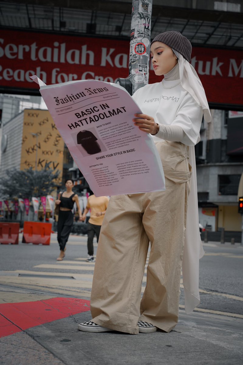 hattadolmatHDC's tweet photo. Have you read the news? 🧐📰🗞️. 

#basicinhattadolmat off white edition drop today! Later 12pm 15th July 2024 👉🏻 https://t.co/ePCU2ESzoo ( link at bio ) #hattadolmat https://t.co/2S2V1SQOGM