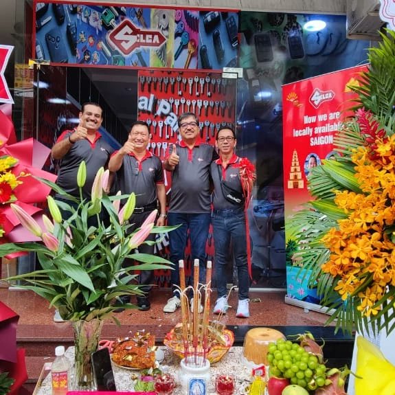 mindasilca's tweet photo. Proud to be in Vietnam Officially 
Inauguration of Silca Vietnam Shoppe &amp; Training Center https://t.co/uYexdfdCP6