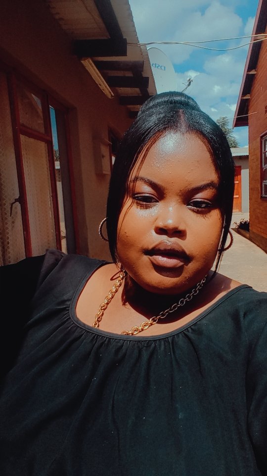 PauletteBuhle's tweet photo. Another Monday🤧 weekends are short https://t.co/LnG2NdI6pW