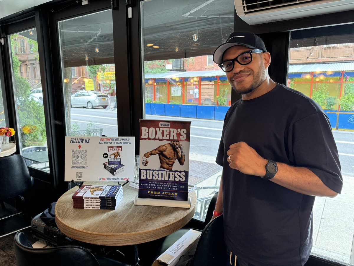 badgers_media's tweet photo. Congratulations to @badgers_media client @FredJulan on the launch of his book The Boxer’s Business which is available now on Amazon at https://t.co/GCZoYsxzch.  #boxing https://t.co/qDMXgoGaH0