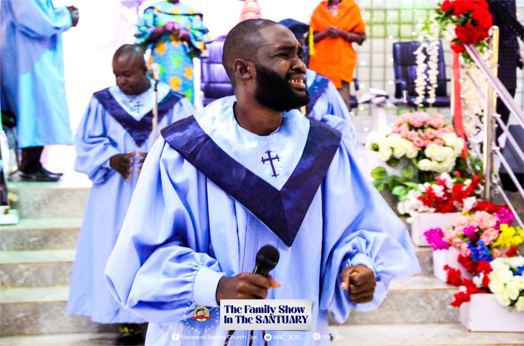 NBC_JOS's tweet photo. THE FAMILY SHOW IN THE SANCTUARY
Ephesians 5:21-33, 1 Cor. 13:1-13
Rev'd Mobolaji Oyateru
#LetGodArise
#BaptistFamily https://t.co/FipJfjLDva