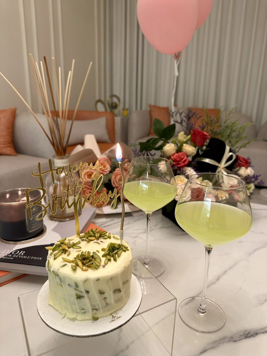 Ciilvh's tweet photo. It’s my birthday 🎉💗💖💕. https://t.co/tntaerTgIt