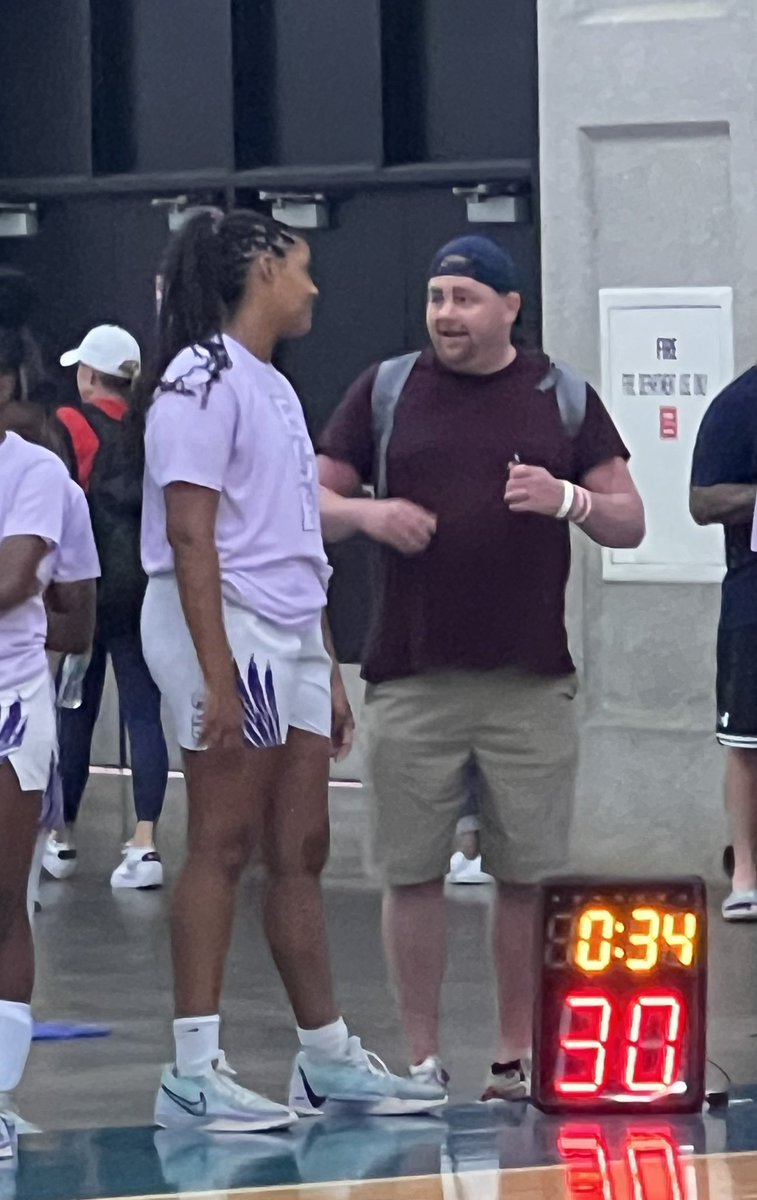 Laura Forbes (@sports_mom365) on Twitter photo One of my faves <a href="/TheOneKevClancy/">Kevin Clancy</a> dropped by for Session 3 and to drop wisdom on <a href="/JaylaForbes2027/">Jayla Forbes</a> then she dropped 20+. He found her first at 14! One of my faves <a href="/TheOneKevClancy/">Kevin Clancy</a> dropped by for Session 3 and to drop wisdom on <a href="/JaylaForbes2027/">Jayla Forbes</a> then she dropped 20+. He found her first at 14!