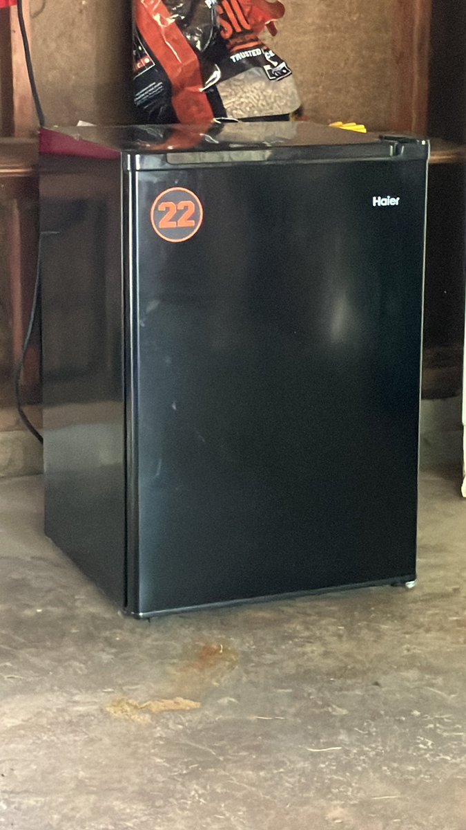codyopsahl's tweet photo. First sticker on the beer fridge #For2’s https://t.co/AB6t51XJDl