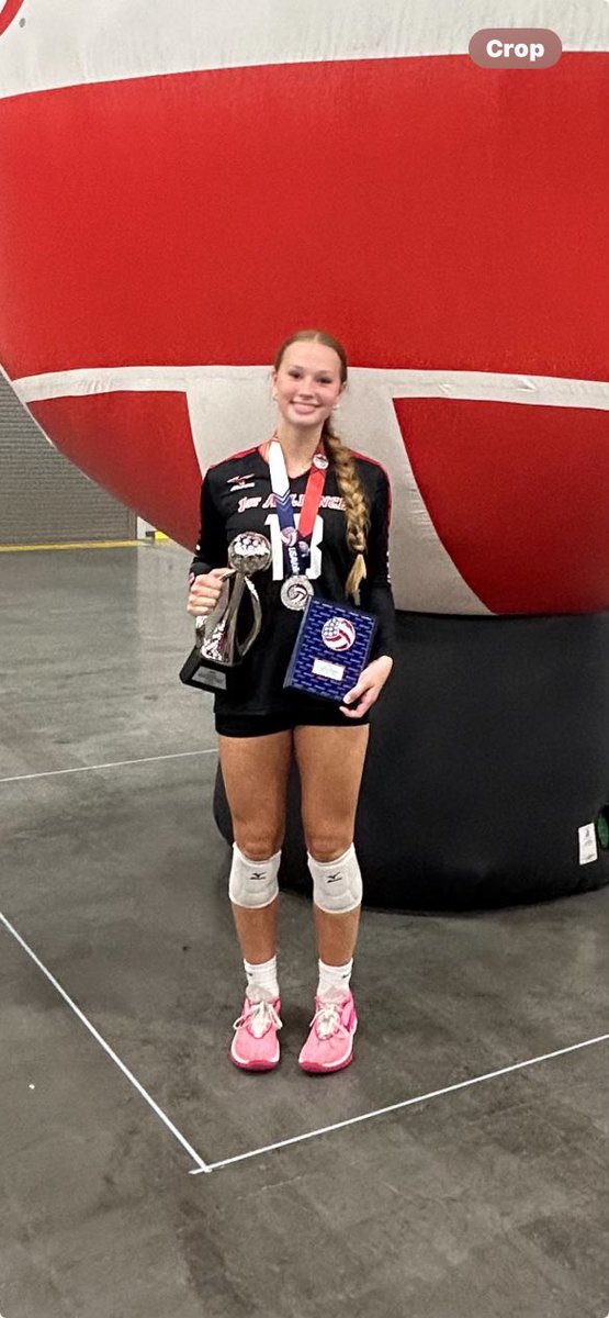 A big congrats to Elle Schara for making the USAV All -tournament team and finishing second at nationals.