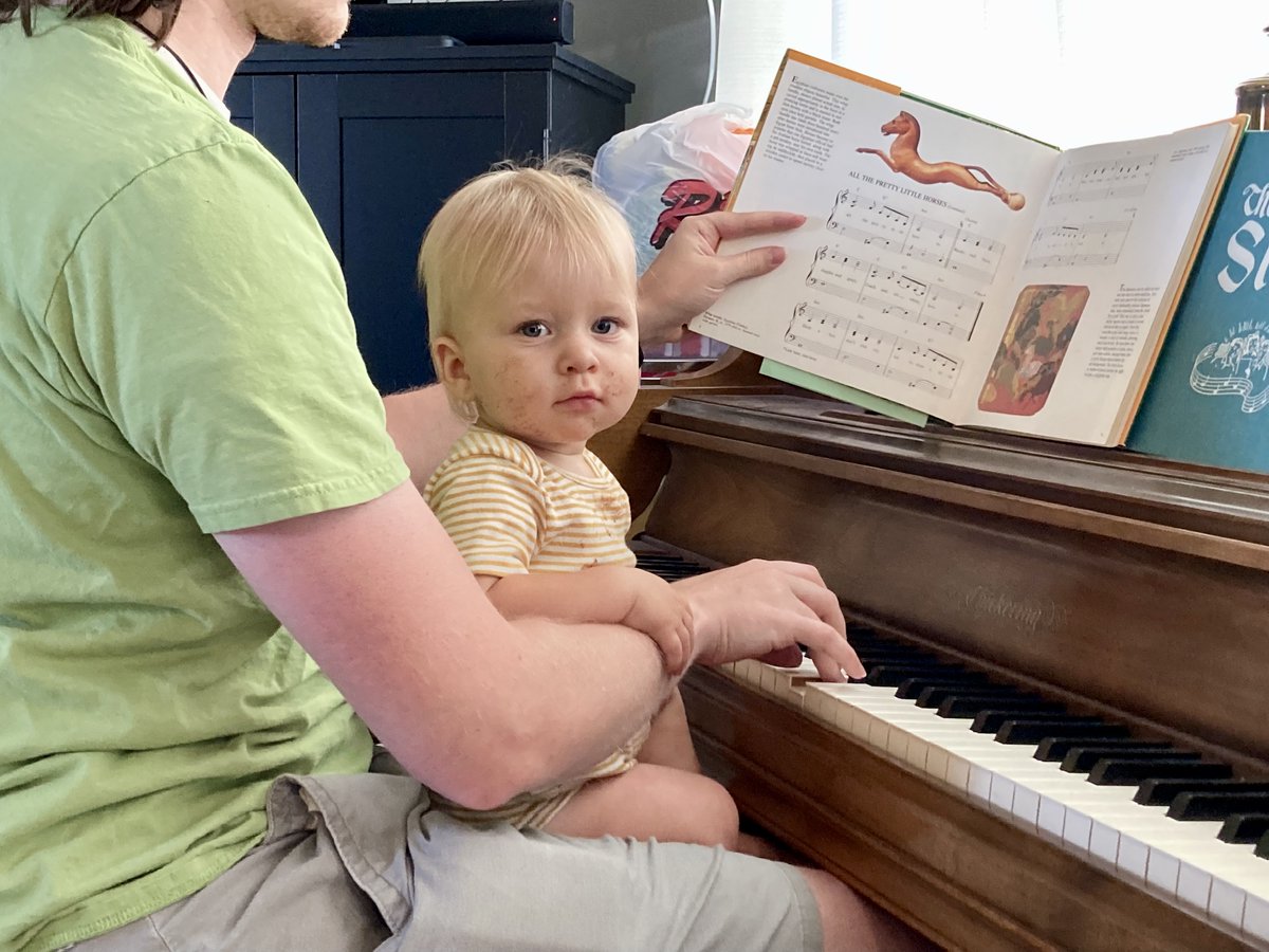 HyggeMan's tweet photo. Scotty Watty Doodle All The Day: Give Thanks...Passing Heirlooms Along https://t.co/IBRETIYIzX
.
.
.
.
.
#Blogging #DailyBlogger #GiveThanks #BloggingCommunity #Family #FamilyTraditions #FirstGrandson #PlayingThePiano https://t.co/vko02muFYC