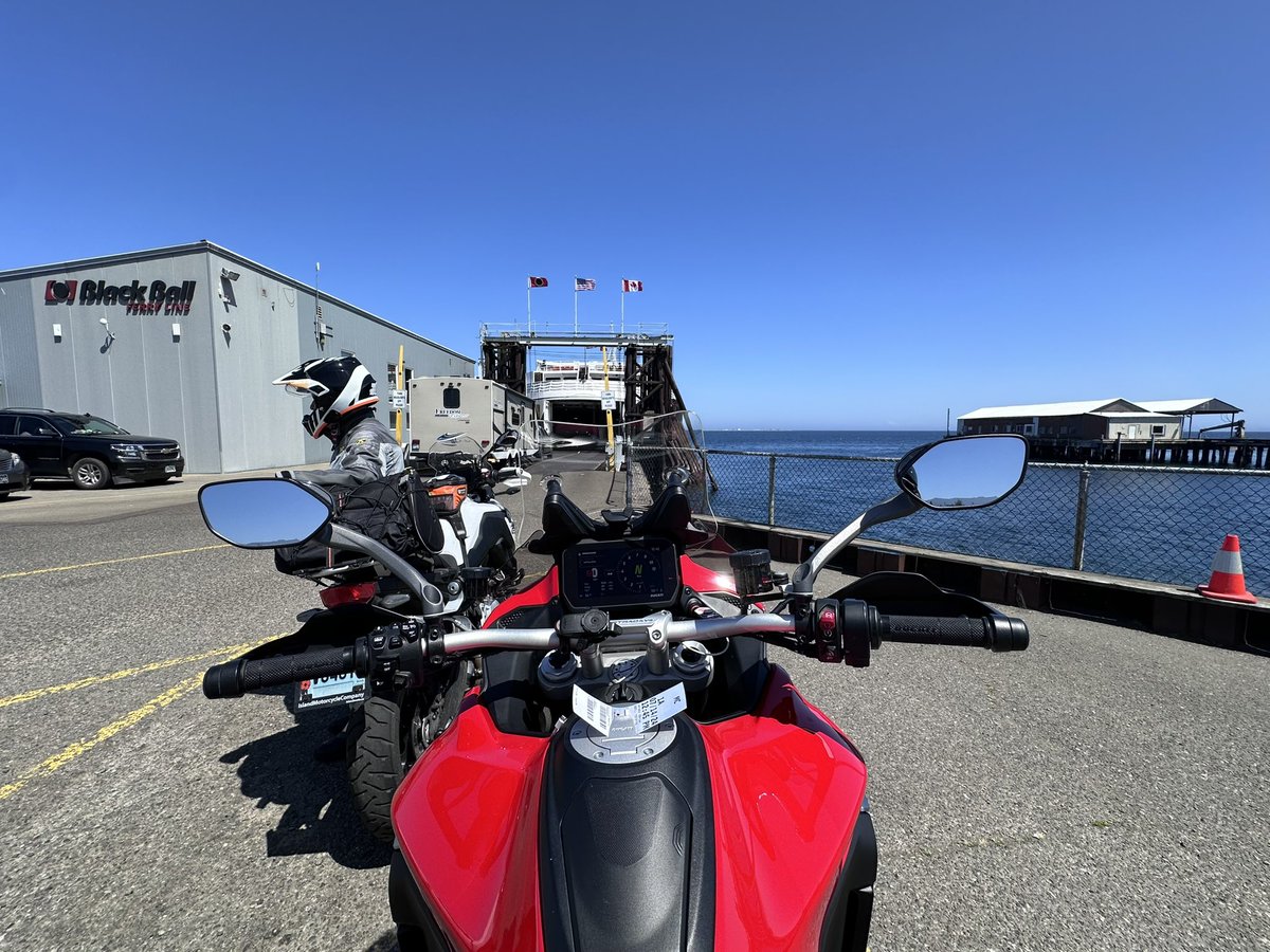 jeremyobryan's tweet photo. Ferry ride to Victoria, B.C. #ducati #ducatimultistrada #multistradaV4 #manyroads #alltheroads https://t.co/2kecaBvBDB