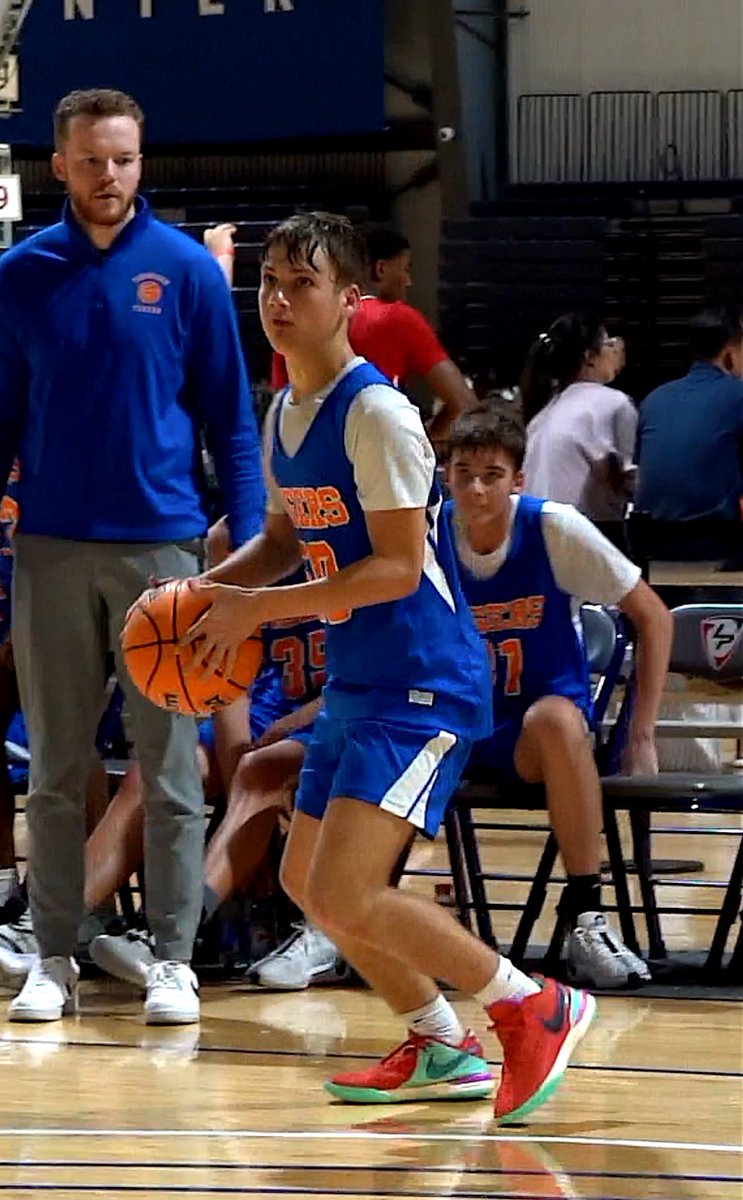 Eagles spotted in Cincinnati, OH, Lake Point, GA, and Atlanta , GA.