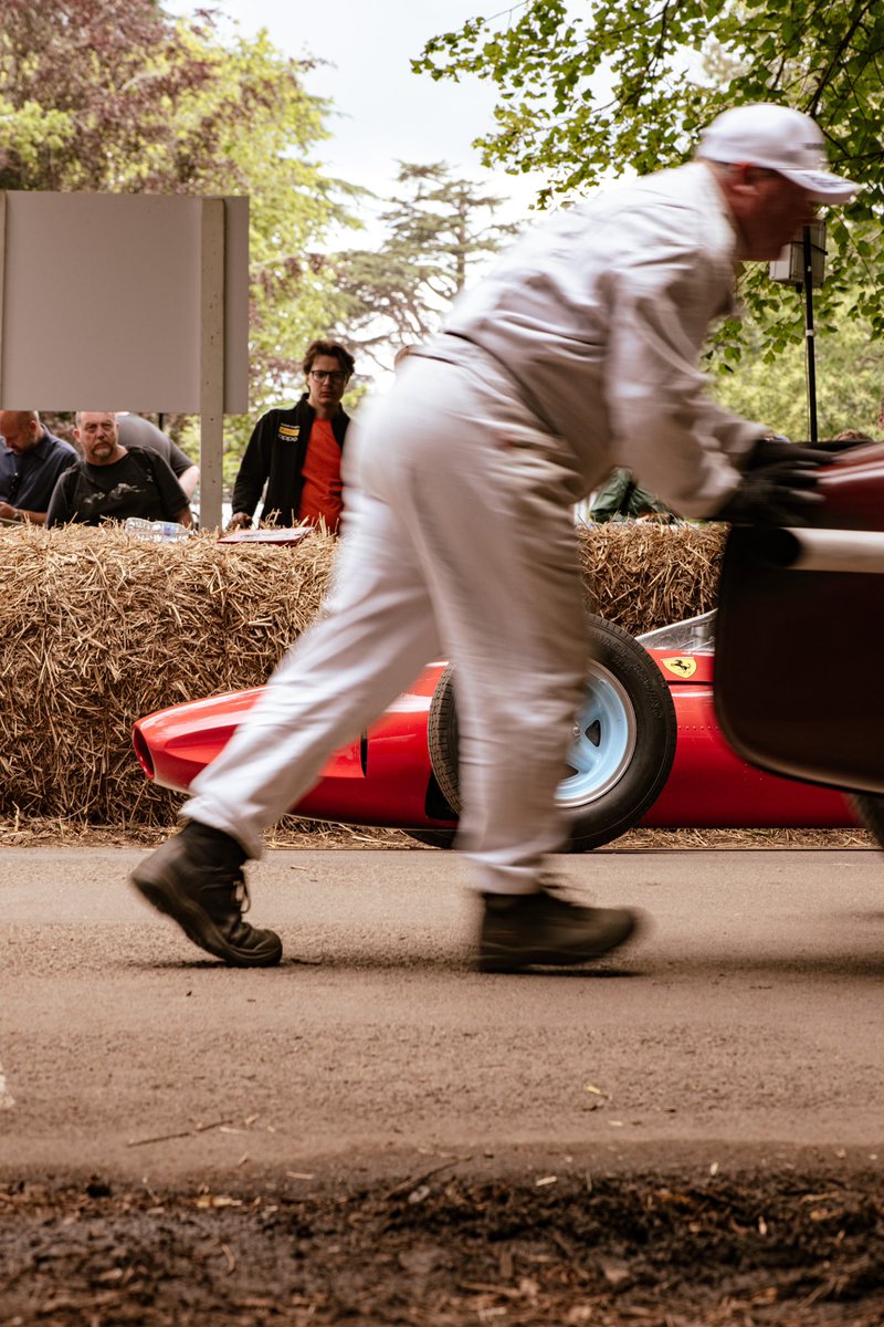 collectingcars_'s tweet image. Unpopular opinion…

The start line is the best spot at Goodwood Festival of Speed 👀

@fosgoodwood 

#Goodwood #FOS2024 #FestivalofSpeed #GoodwoodFOS