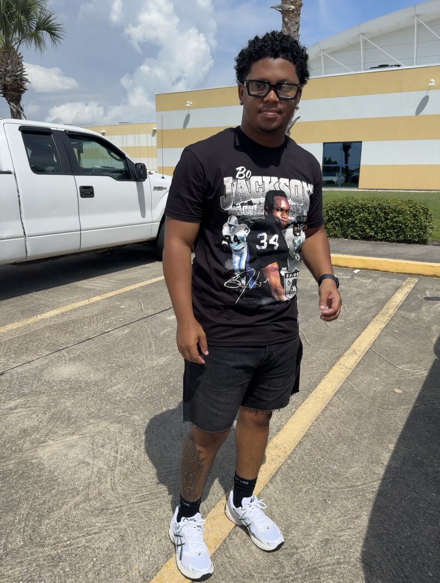 daddykeithhh's tweet photo. I go off loyalty and how you treat me ain't nobody telling me nothing that’s gone change it.. https://t.co/ZJW1RH2NFI