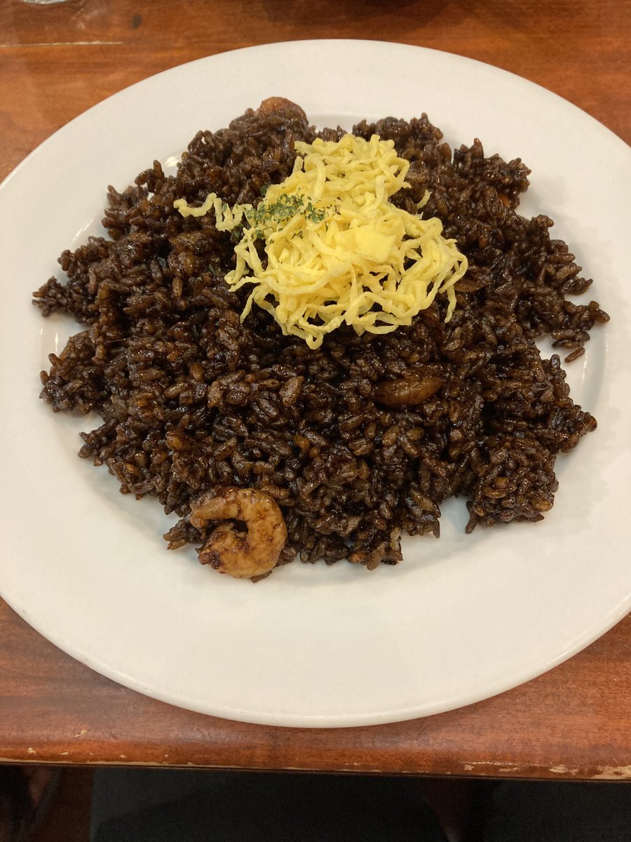 taaa__723's tweet photo. 会社の同期とエビ飯デビュー https://t.co/td1lGgjUVI
