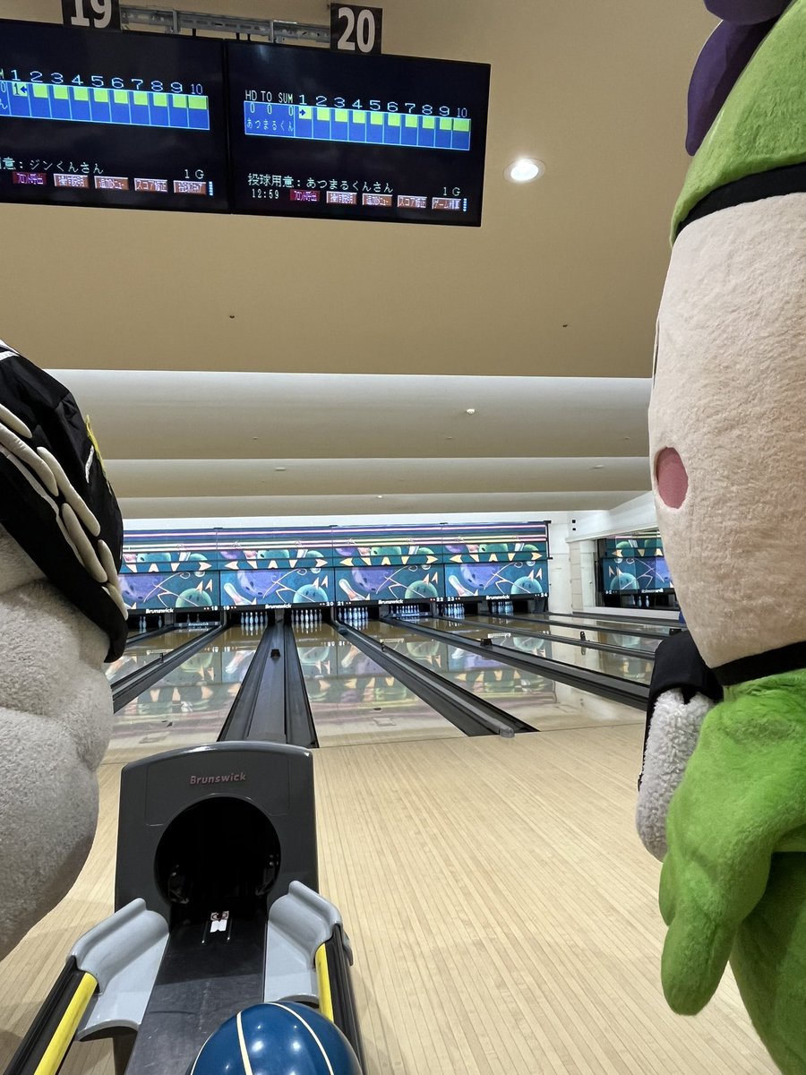 ゆるたべありがとうございました。
久々のイベント、なまら楽しかった！
喋り過ぎて声が少し枯れた(笑)

このレーﾝのどちらもが、
"くん"と"さん"が並ぶ不思議さ(笑)