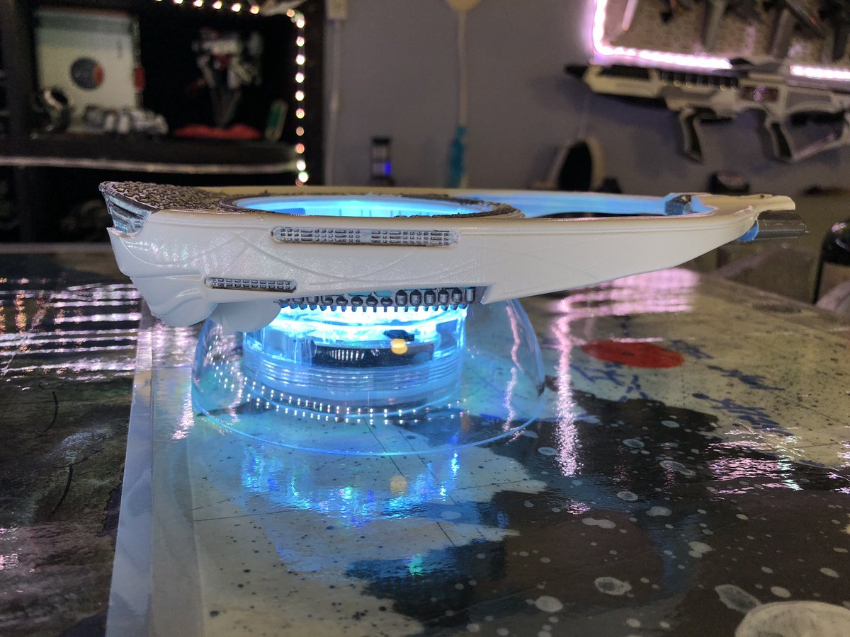 GeekToyLove's tweet photo. Stargate SG1 Ori Mothership. At by Martin Taichl on Printables.
#2024Projects #GeekDen #Stargate https://t.co/iD0rr5vpLV