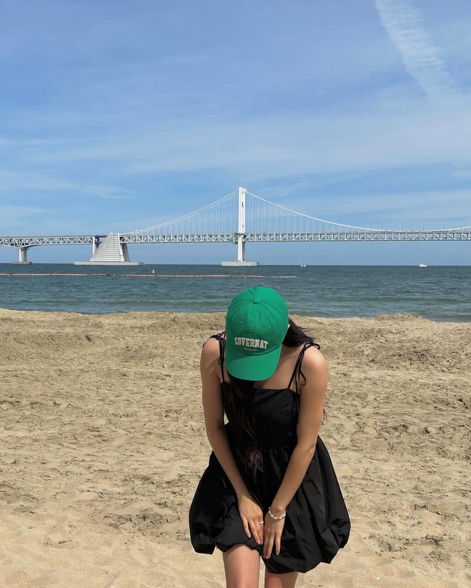 지효 tweet media