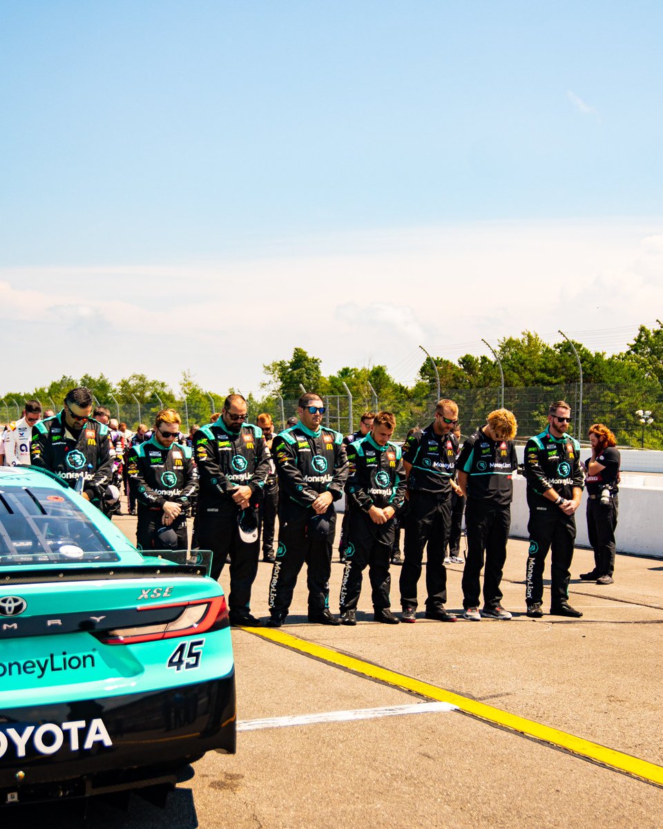 Tyler Reddick tweet media