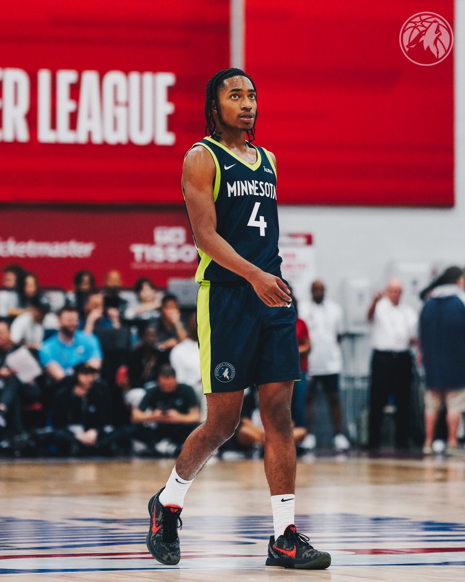 Timberwolves's tweet photo. the rooks keep ballin’ out. 🤩

Rob: 14 PTS | 2 REB | 8 AST | 2 STL

TJ: 19 PTS | 4 REB | 2 AST | 2 STL | 3 BLK https://t.co/vASKhxIJFh