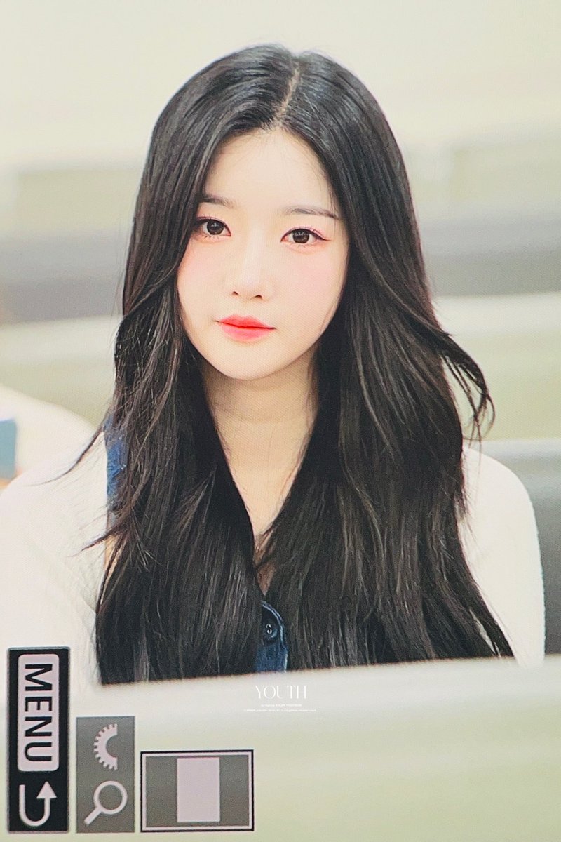 YOUTH_010209's tweet photo. 240715 🥰😭😍

#트리플에스 #TripleS #김유연 #KimYooYeon https://t.co/Ni1Ftbz94f