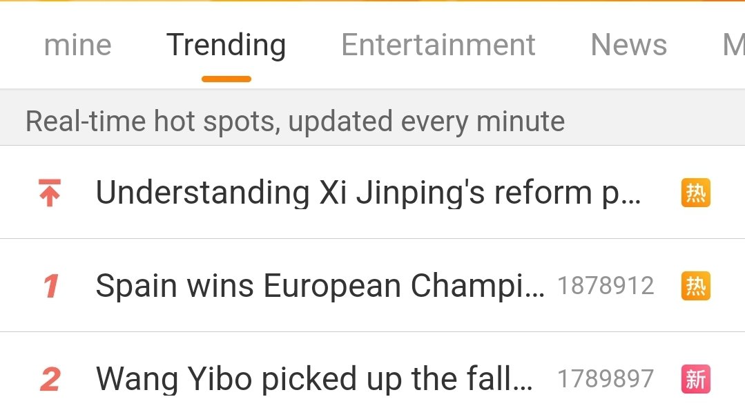 87Keyra's tweet photo. No.2 trending on Weibo 
#WangYibo picked up the fallen national flag
PARIS TORCHBEARER WANG YIBO
#WangYibo_OlympicTorchRelay
#WangYibo_Olympic2024 #WangYibo #Paris2024 https://t.co/ZmBHRfNpjW