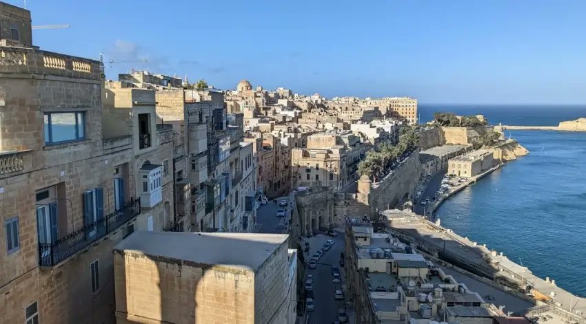 malta_navi's tweet photo. マルタ留学でどんなカルチャーショックがある？【体験談】

マルタで留学と就職の両方を経験したMさんにマルタ留学中に受けたカルチャーショックについてシェアして頂きました⇨https://t.co/1rC2NVasD5

#マルタ #マルタ留学 #カルチャーショック
#留学体験談 #マルタ留学体験談 #留学生活 https://t.co/doxMUvTXaD