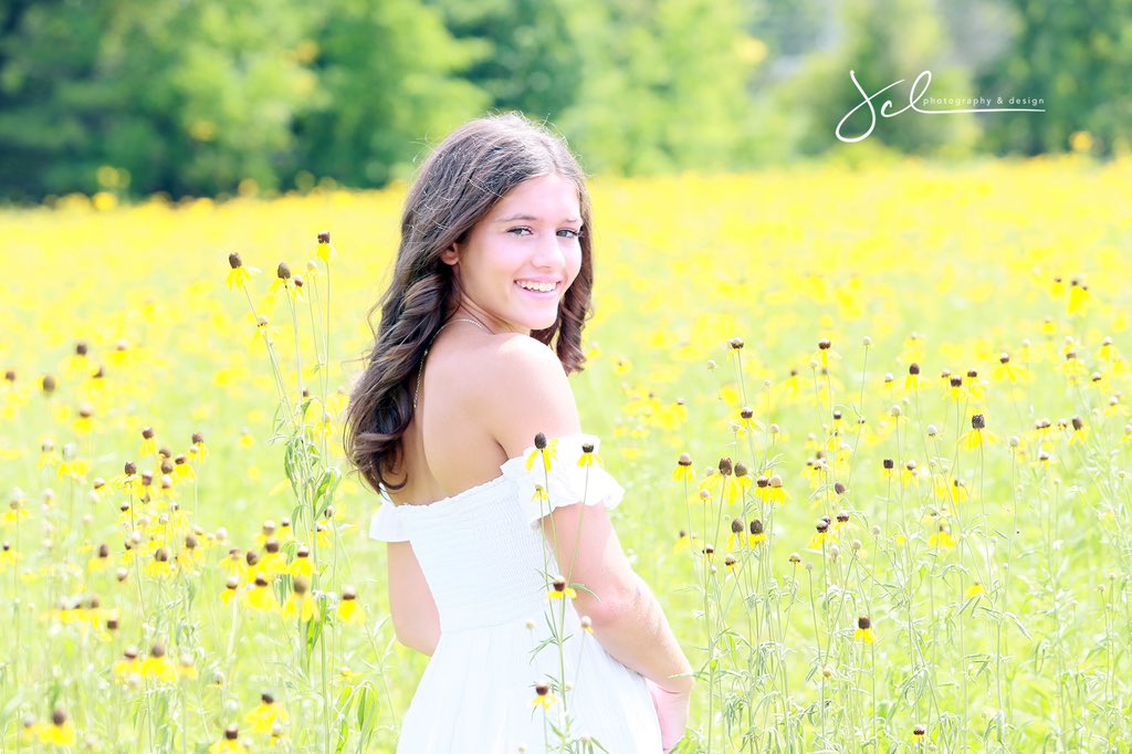 jclphotodesign's tweet photo. Had a tremendous Senior Session with Ayla M. - this young lady in the Penn Trafford Class of 2025 is destined for BIG things! 

https://t.co/2XGUleRdND https://t.co/ot6B4eplWa