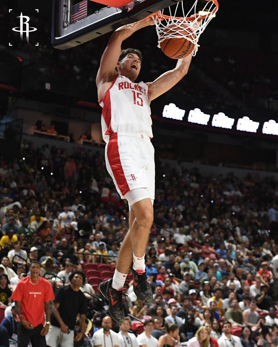 TristanUda's tweet photo. Reed Sheppard’s first two Summer League games:

23 pts, 5 ast, 4 rebs, 1 stl, 3 blk, 53% FG
22 pts, 7 ast, 6 rebs, 5 stl, 1 blk, 60% FG

Rookie season ready.

📸: Houston Rockets https://t.co/OL6v1g7eAR