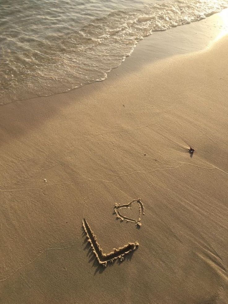 بحر 🌊 (@butterflless) on Twitter photo 