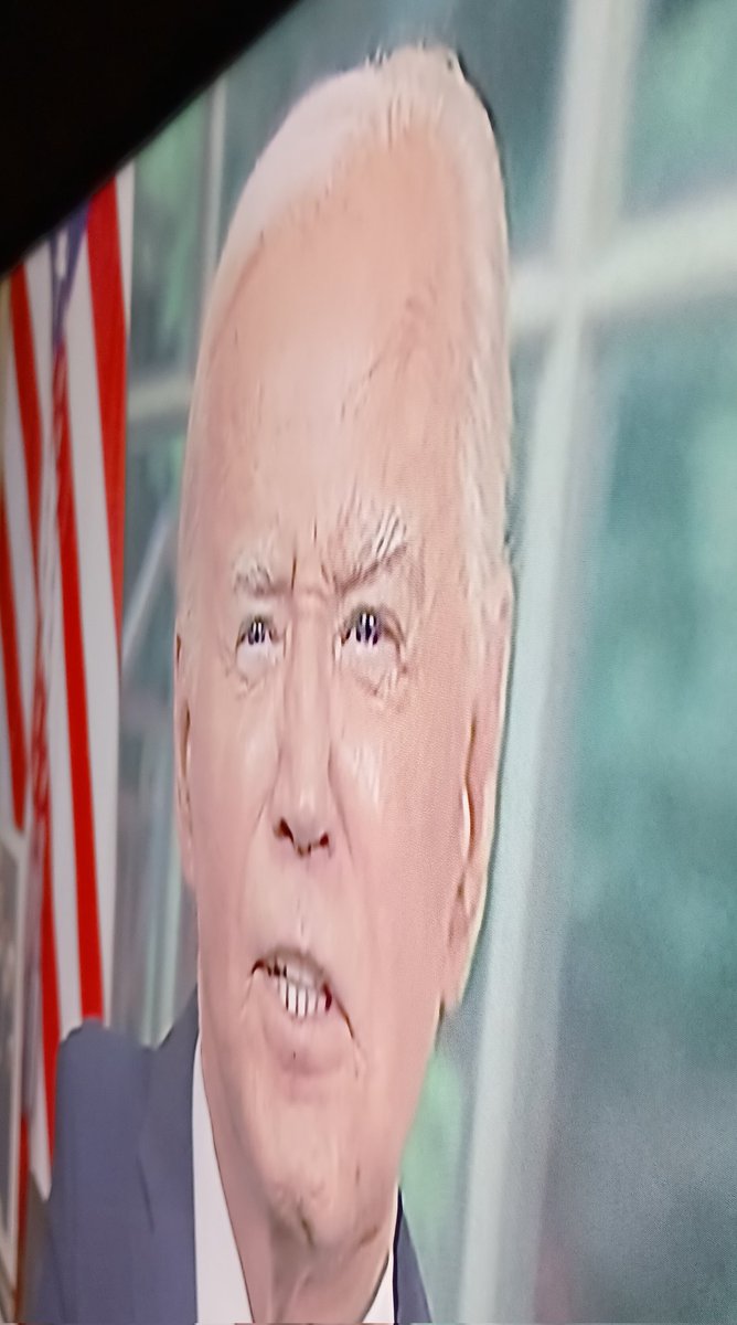 PatriotPicTaker's tweet photo. ๐ฐ BREAKING NEWS ๐ฐ
In devisive address to the Nation, President Ministroke blames Republicans for the fight Nancy Pelosi's husband had with his gay lover, and for the fake FBI kidnap attempt of Governor Whitless, before referring to ballot boxes as "BATTLE BOXES".
#StepDownJoe https://t.co/Ljmow8Mtkl