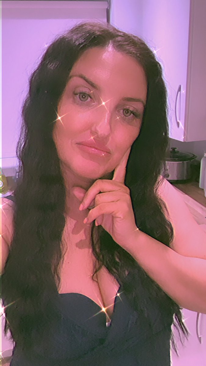 shell9876's tweet image. Take chances but take blows if you don’t always score. 

Life’s a game, it’s about the position that suits you best. 

Win some, loose some. Move on. Life’s too precious to be down

Dance like no one’s watching 💃