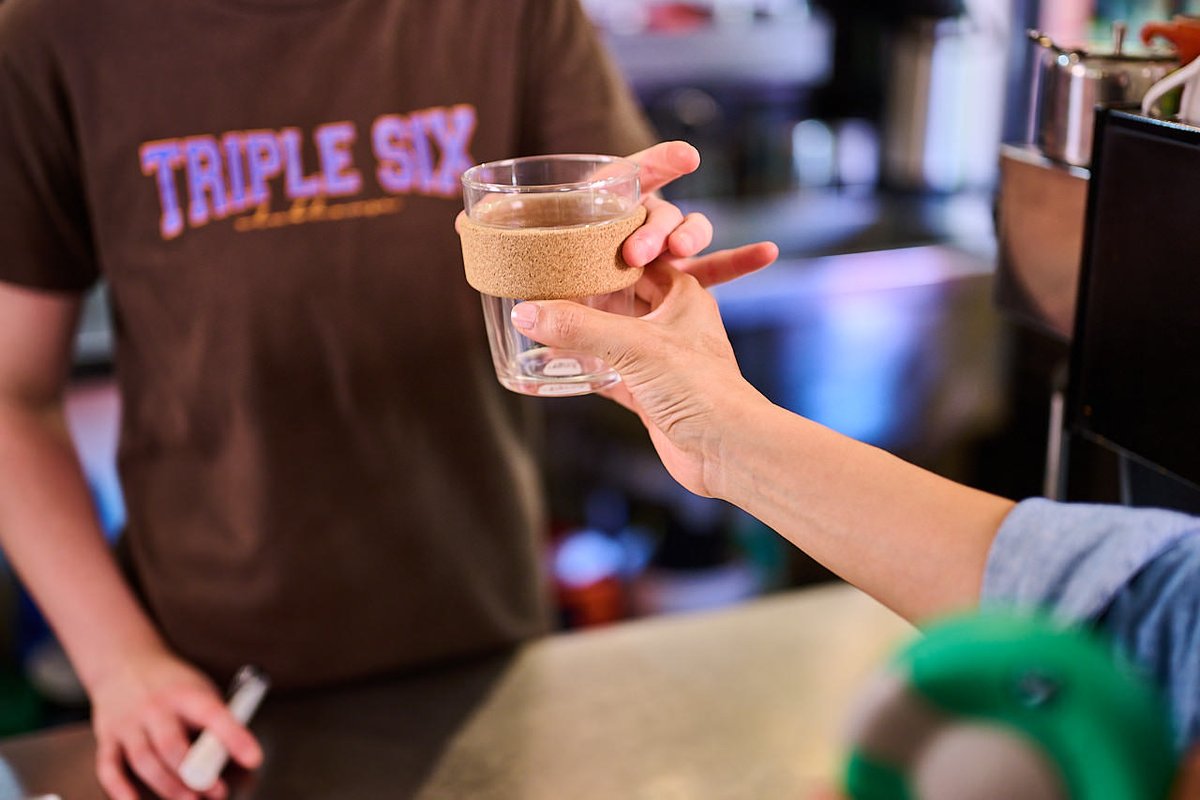 DWER_WA's tweet image. A great way to grow the positive impact of Plastic Free July is by sharing the challenge with others in your community.  

You can help spread the word too: plasticfreejuly.org/resources 

#BeAGreatSort #WasteSorted #PlasticFreeJuly