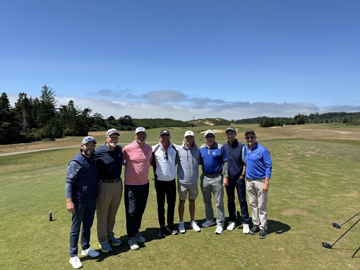 BrettLaurvick's tweet photo. Had an amazing week last week ⁦@BandonDunesGolf⁩. 9 rounds in 4 1/2 days. To be there with my son and dad was extra special. https://t.co/jNFPHzV4e3