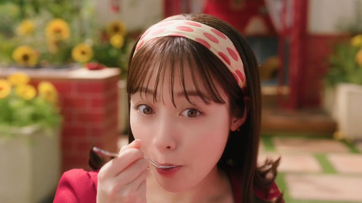 橋本環奈さんバーモンドカレーcm