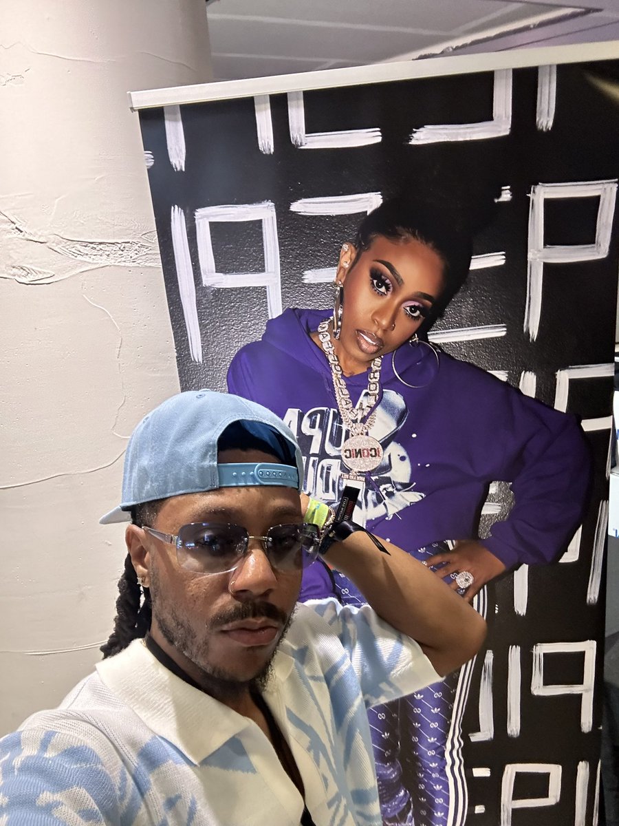 6’5 ³ tweet media