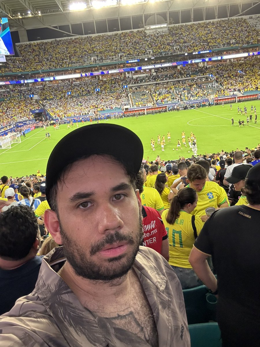 werevertumorro's tweet photo. Baje 7 kilos intentando entrar. Vamos Darwin Núñez! https://t.co/Lf8lIyeR4F